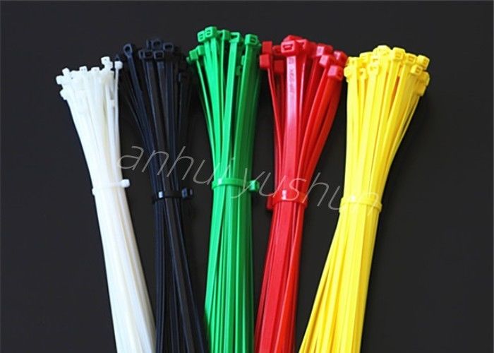 600 mm Cable en nylon auto-verrouillable Des attaches en plastique Plage de température de -40°C à 85°C 100 pièces par sac