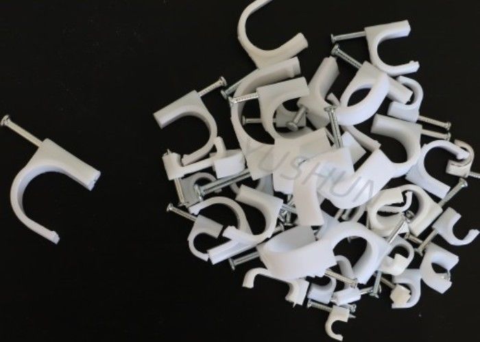 Clip de câble en plastique de forme circulaire ou plate 4 mm-25 mm pour la gestion des câbles