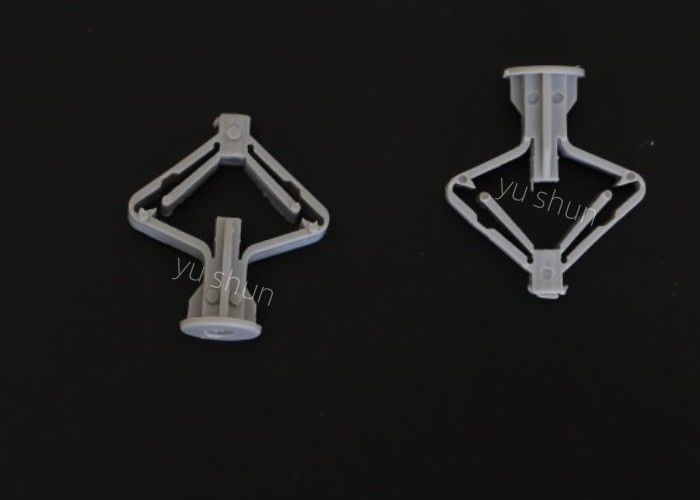 Utilisation du gris PP/PE 100pcs/bag de la vis bouchon de mur d'Aircarft M13*35mm pour le mur