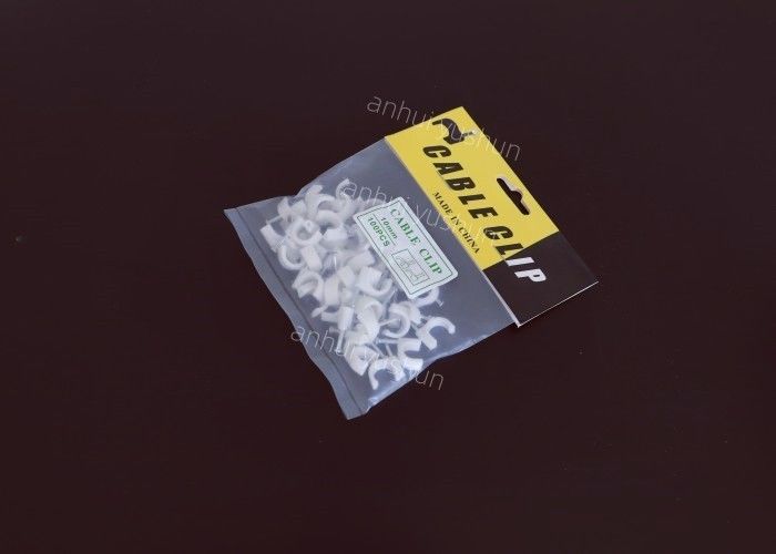Clips de câbles en plastique de haute durabilité 4 mm - 25 mm pour la gestion de câbles intérieurs / extérieurs