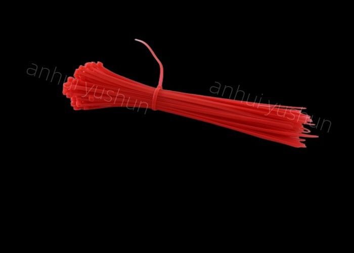 Cable en nylon auto-verrouillable blanc ou noir Liens en plastique avec une résistance à la traction de 18 lbs