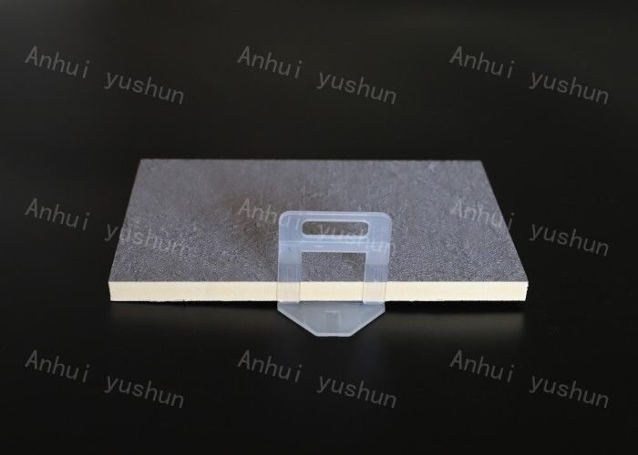 Clips et cales de nivellement de carreaux de pince à pousser en plastique utilisés pour l'installation de revêtements de sol