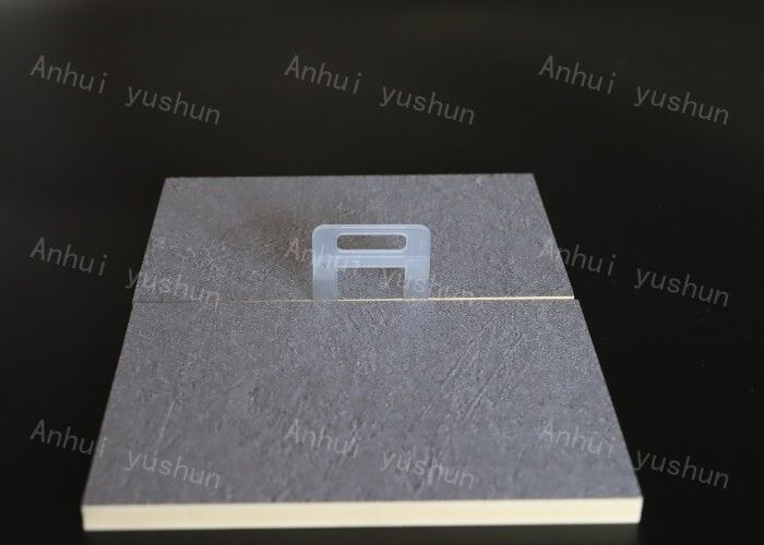 Système de nivellement de tuiles en plastique Amélioration de l'efficacité de l'installation de tuiles UPC Ne s'applique pas
